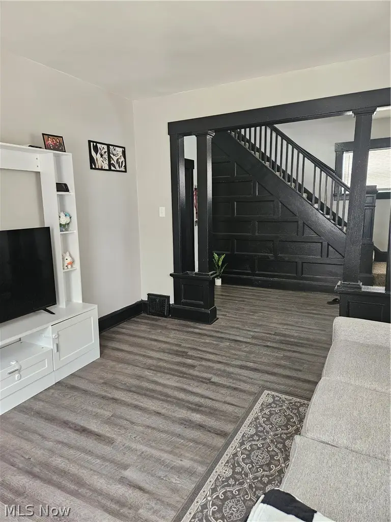 1003 Sherlock Ne Place, Canton, OH 44714 - #3