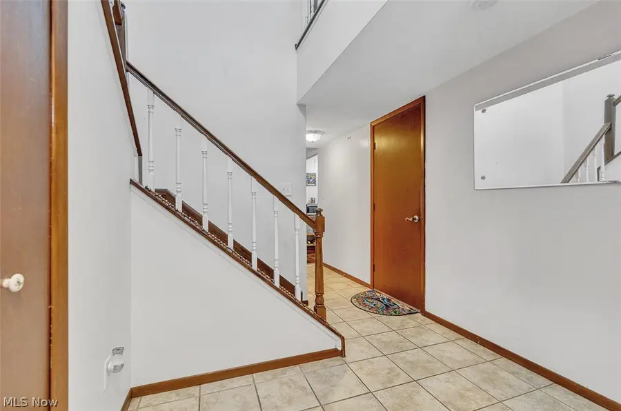 1689 Walnut Lane #5, Rocky River, OH 44116 - #3