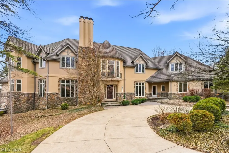 60 South Lane, Moreland Hills, OH 44022 - #2