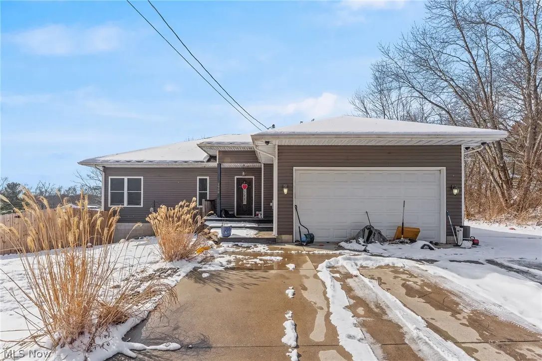 2958 Moyer Avenue, Norton, OH 44203 - #1