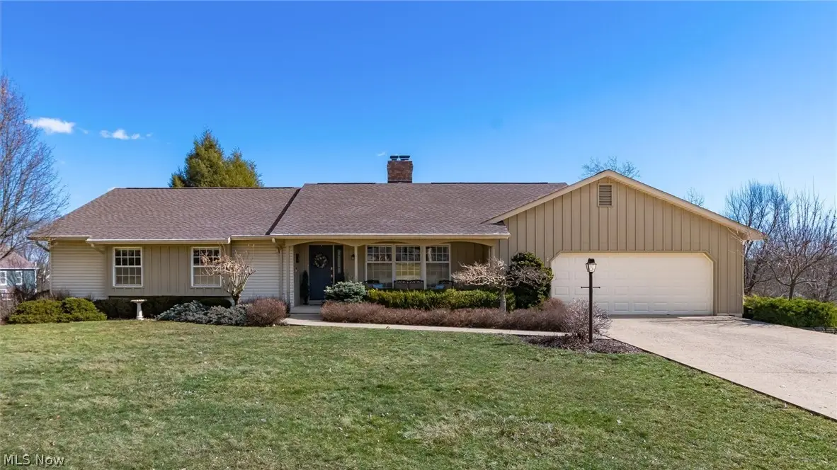 3750 Greenbriar Drive, Zanesville, OH 43701 - #1