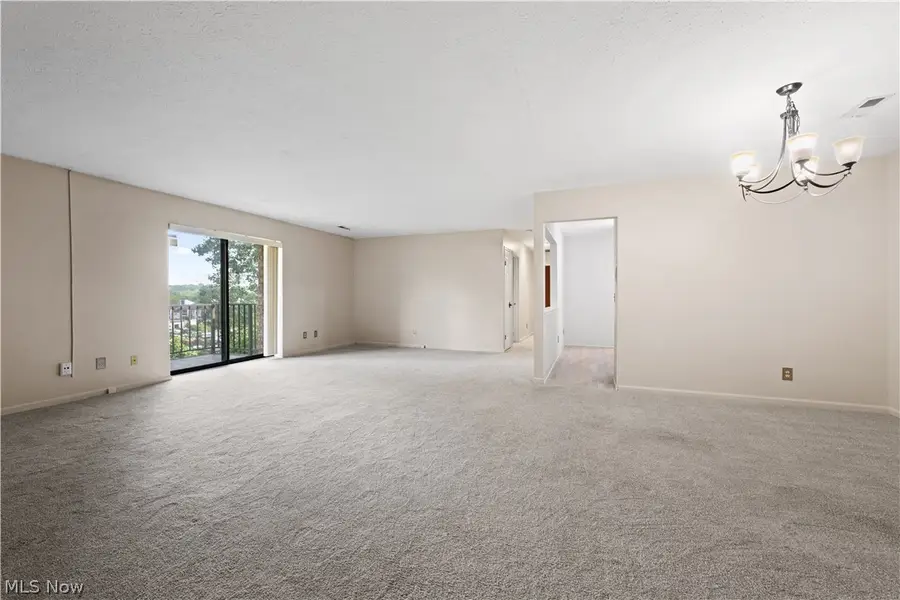 550 Tollis Parkway #307, Broadview Heights, OH 44147 - #2