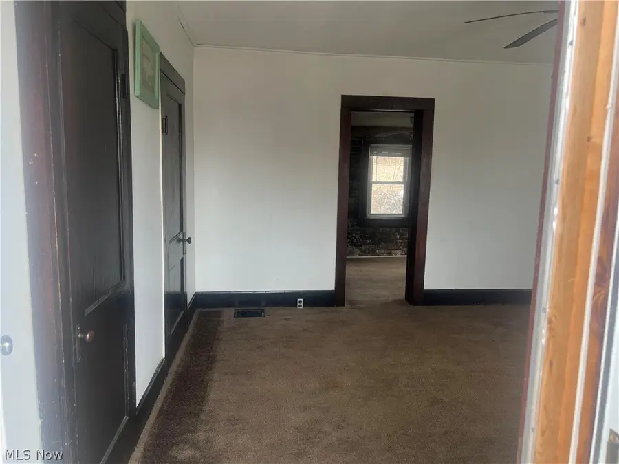 1457 Sharon Avenue, Zanesville, OH 43701 - #2