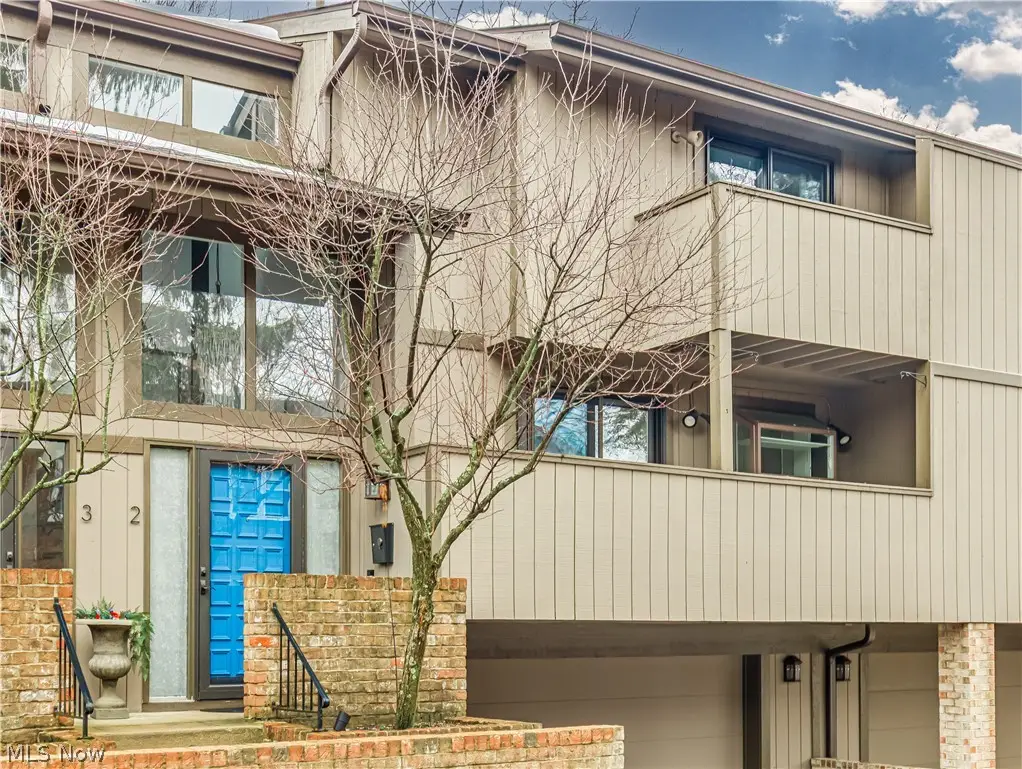 2675 Warrensville Center Road #2, Shaker Heights, OH 44122 - #1