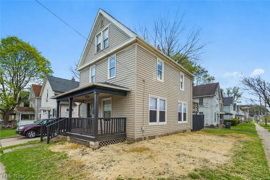 558 Nash Street, Akron, OH 44306 - #2