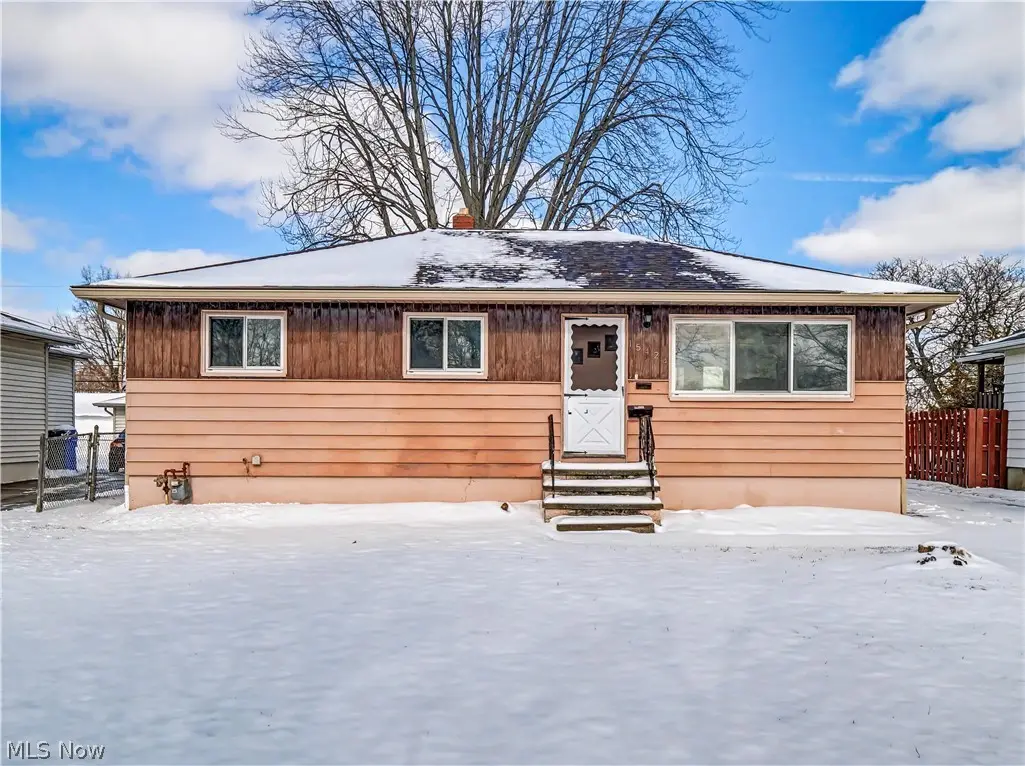 15424 Holland Road, Brook Park, OH 44142 - #1