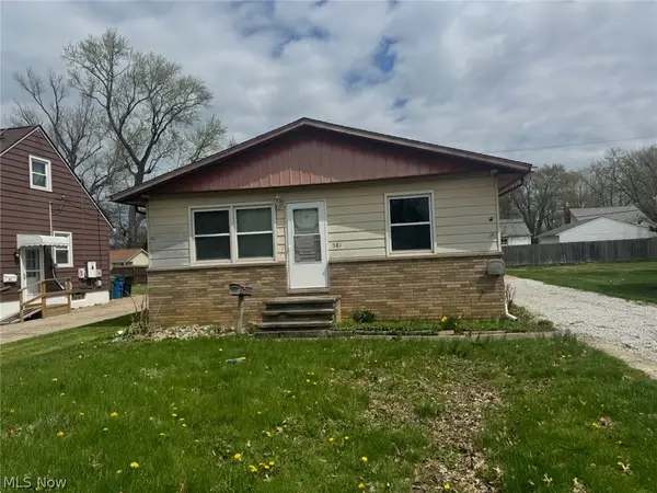 581 E 332nd Street, Eastlake, OH 44095