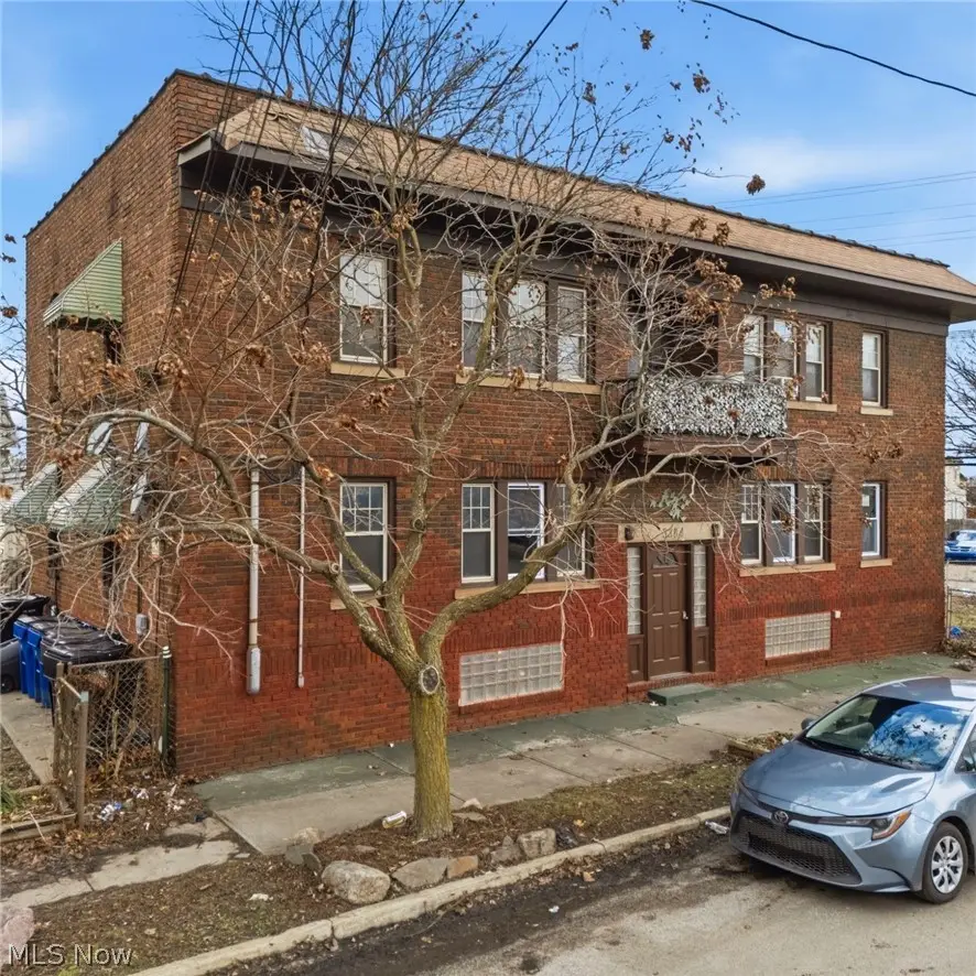 3384 W 63rd Street, Cleveland, OH 44102 - #3