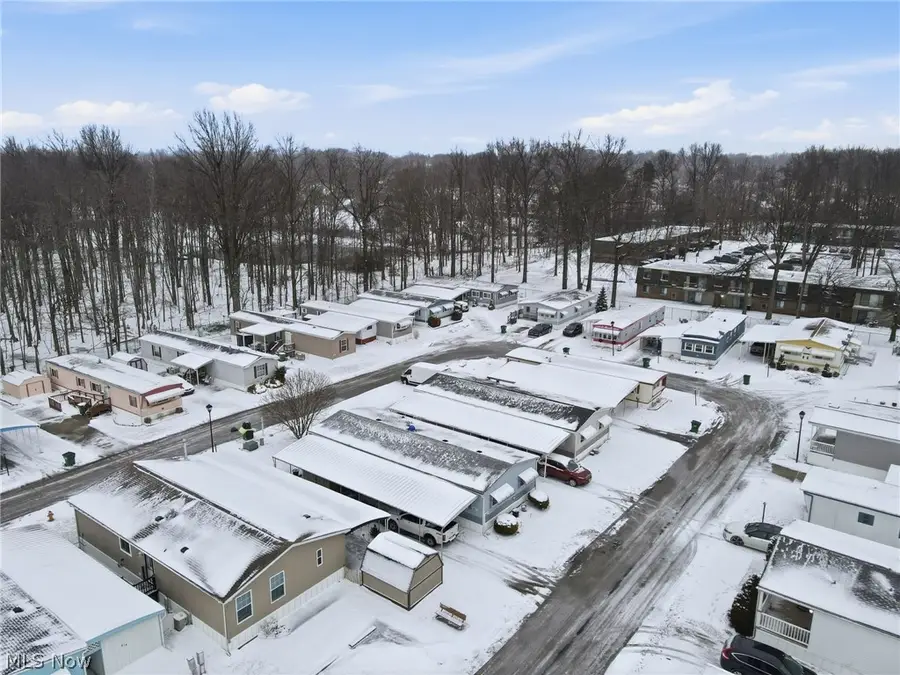 261 Chelsea Drive, Willoughby, OH 44094 - #3