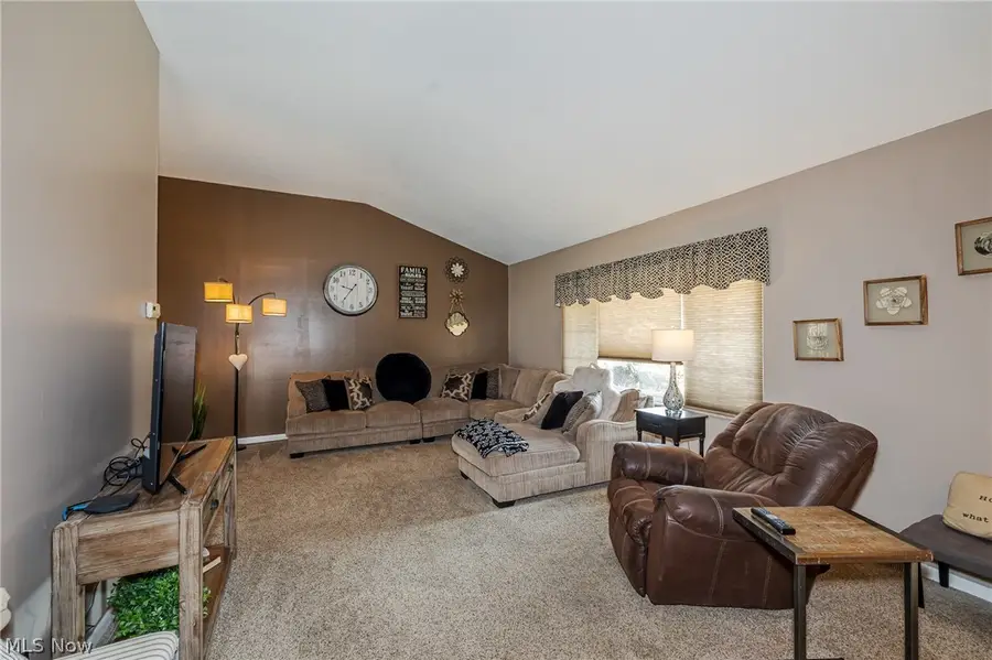 423 E Decker Drive, Seven Hills, OH 44131 - #3