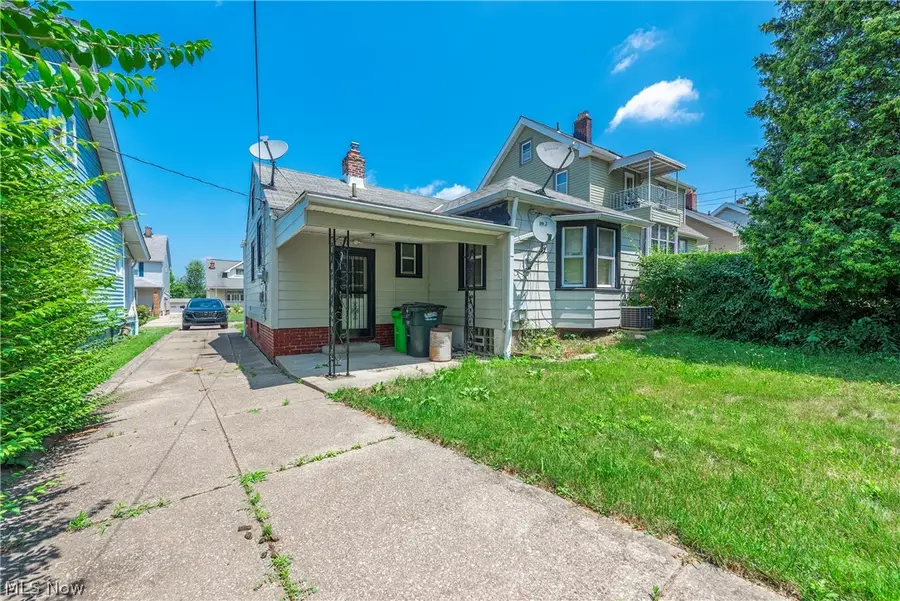 9518 Plymouth Avenue, Cleveland, OH 44125 - #3