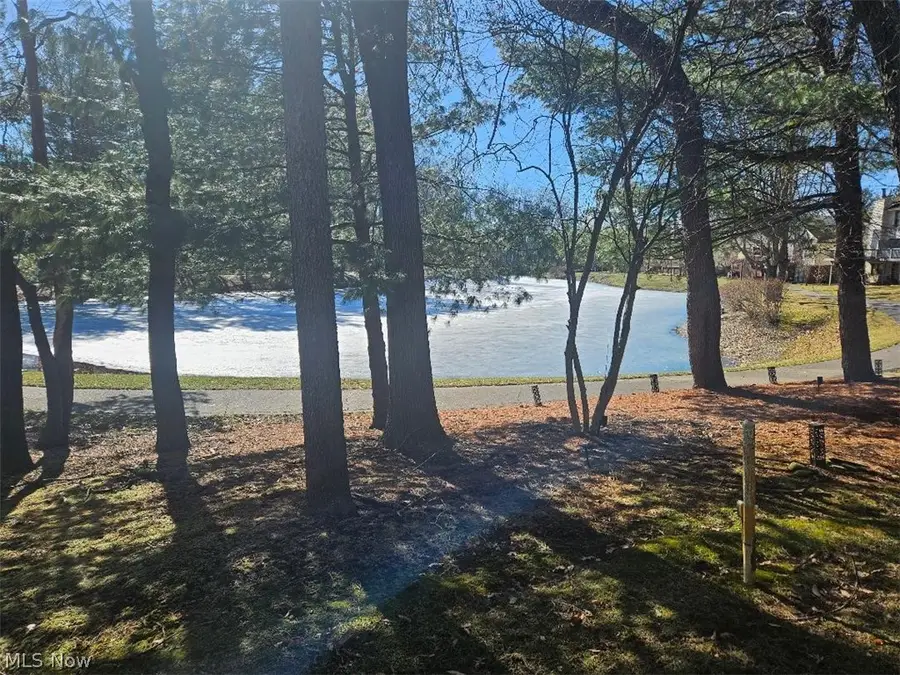 7182 Hills And Dales Nw Road #21, Massillon, OH 44646 - #3