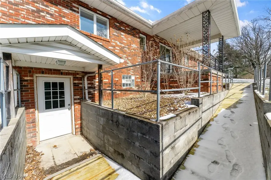 49075 Maple Lane, East Liverpool, OH 43920 - #3