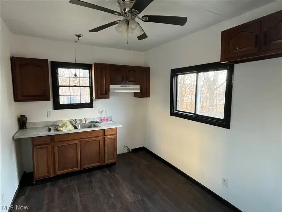 1216 Erie Street, East Liverpool, OH 43920 - #2