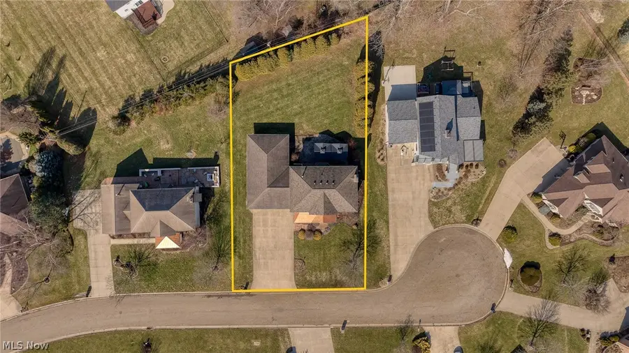 5229 Violet Knoll Ne Avenue, Canton, OH 44705 - #3