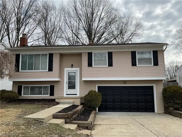 541 Howells Court, Eastlake, OH 44095