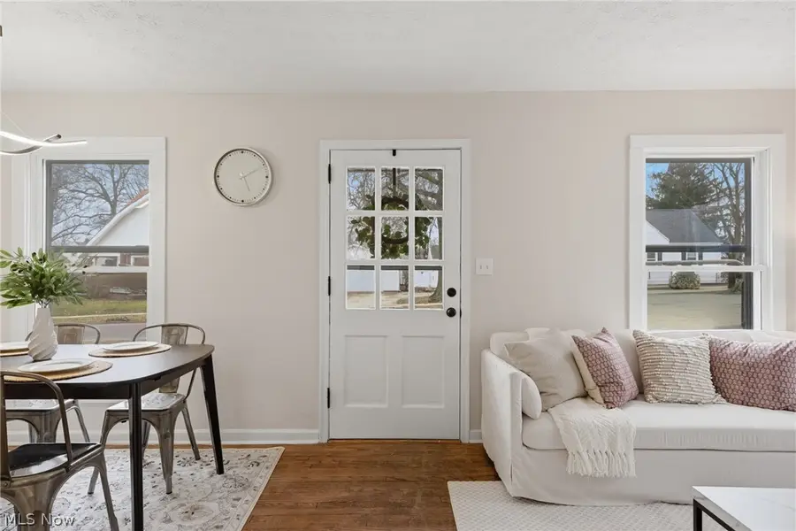 2313 23rd Street, Cuyahoga Falls, OH 44223 - #3