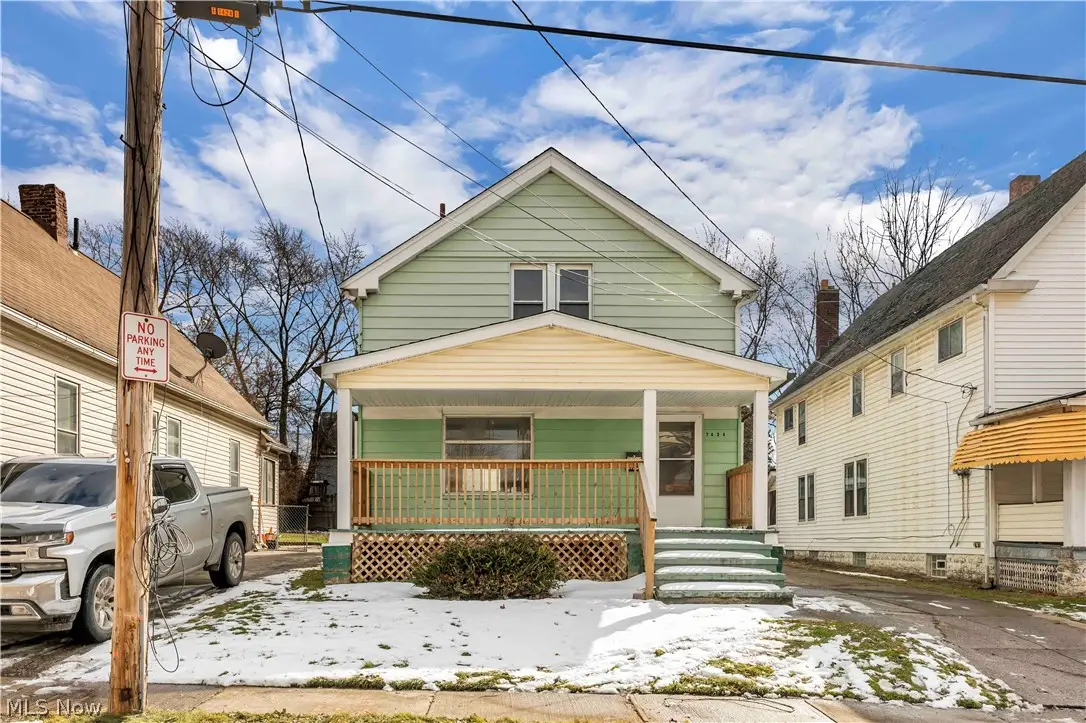 7424 Indiana Avenue, Cleveland, OH 44105 - #1