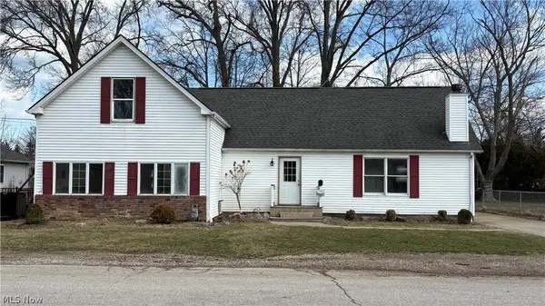 143 Fay Avenue, Avon Lake, OH 44012