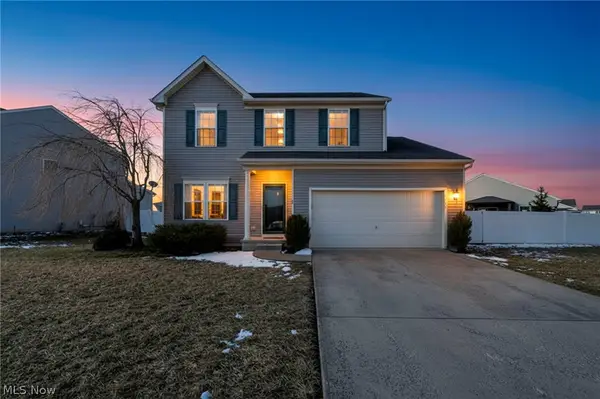 36891 Tail Feather Dr, North Ridgeville, OH 44039