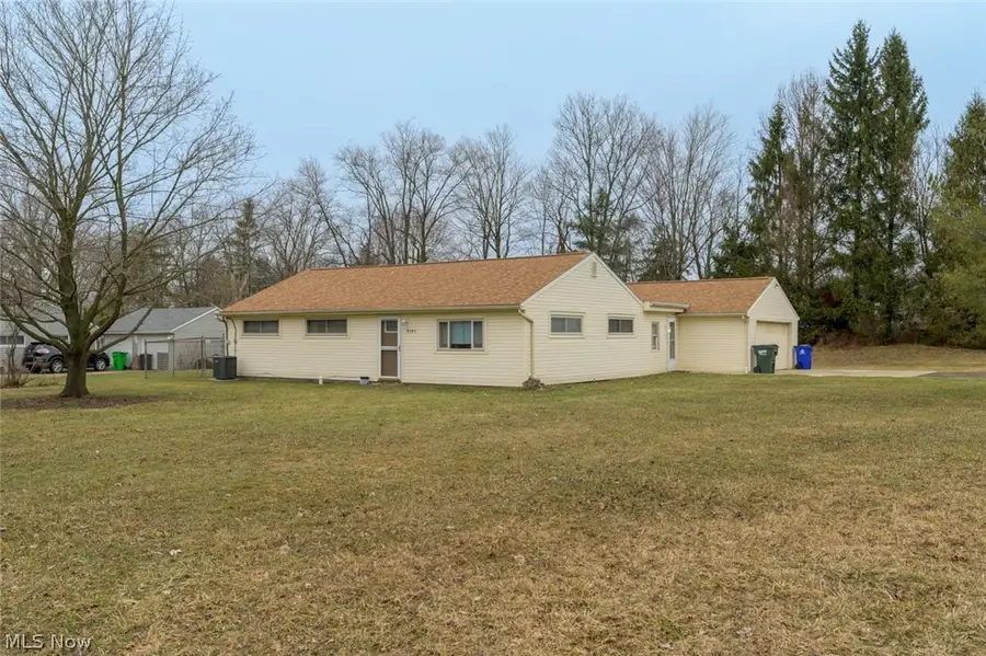 9345 Briar Drive, Streetsboro, OH 44241 - #3