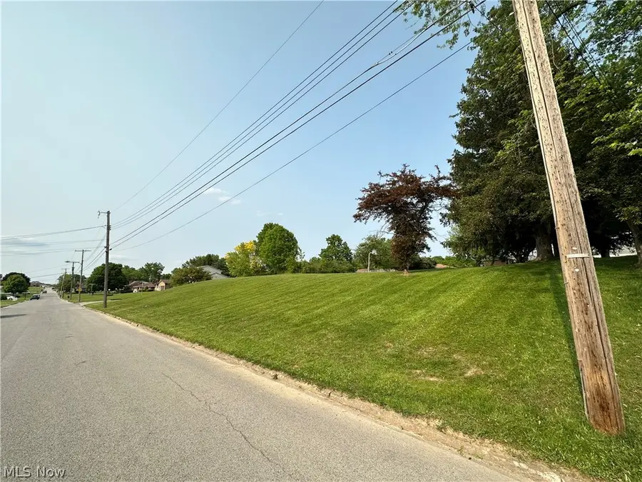 Creed Circle, Campbell, OH 44405 - #2