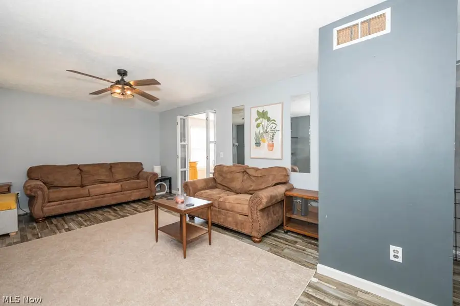 131 Roslyn Nw Avenue, Canton, OH 44708 - #3