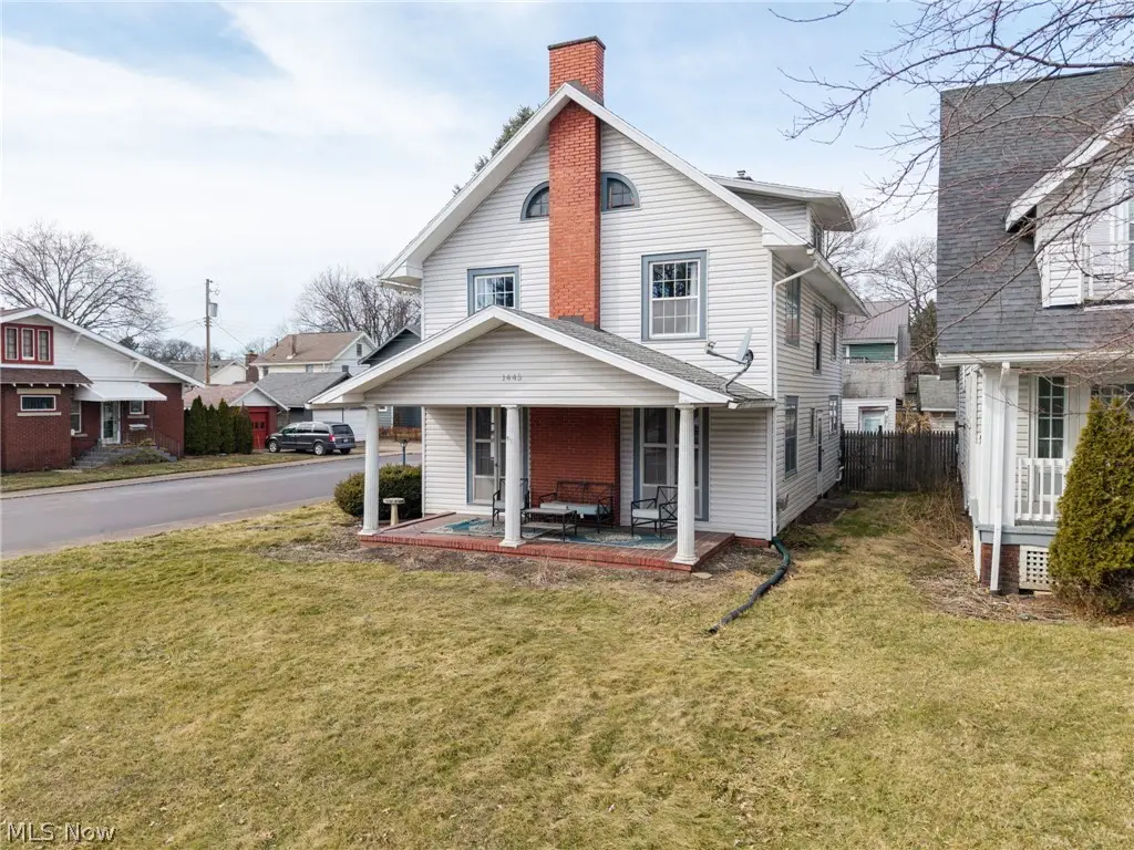 1445 15th Nw Street, Canton, OH 44703 - #1