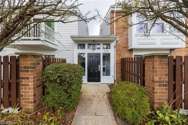 26195 Raintree Boulevard #B4, Olmsted Falls, OH 44138