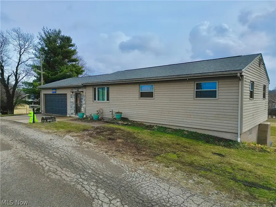 1446 Riverview Drive, Zanesville, OH 43701 - #2