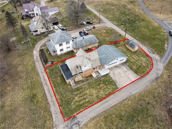 61 City View Drive, Sherrodsville, OH 44675