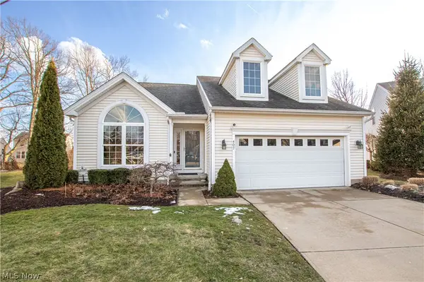 407 Clearbrook Drive, Avon Lake, OH 44012
