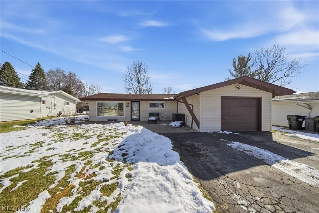 9185 Milford Drive, Northfield, OH 44067 - #1