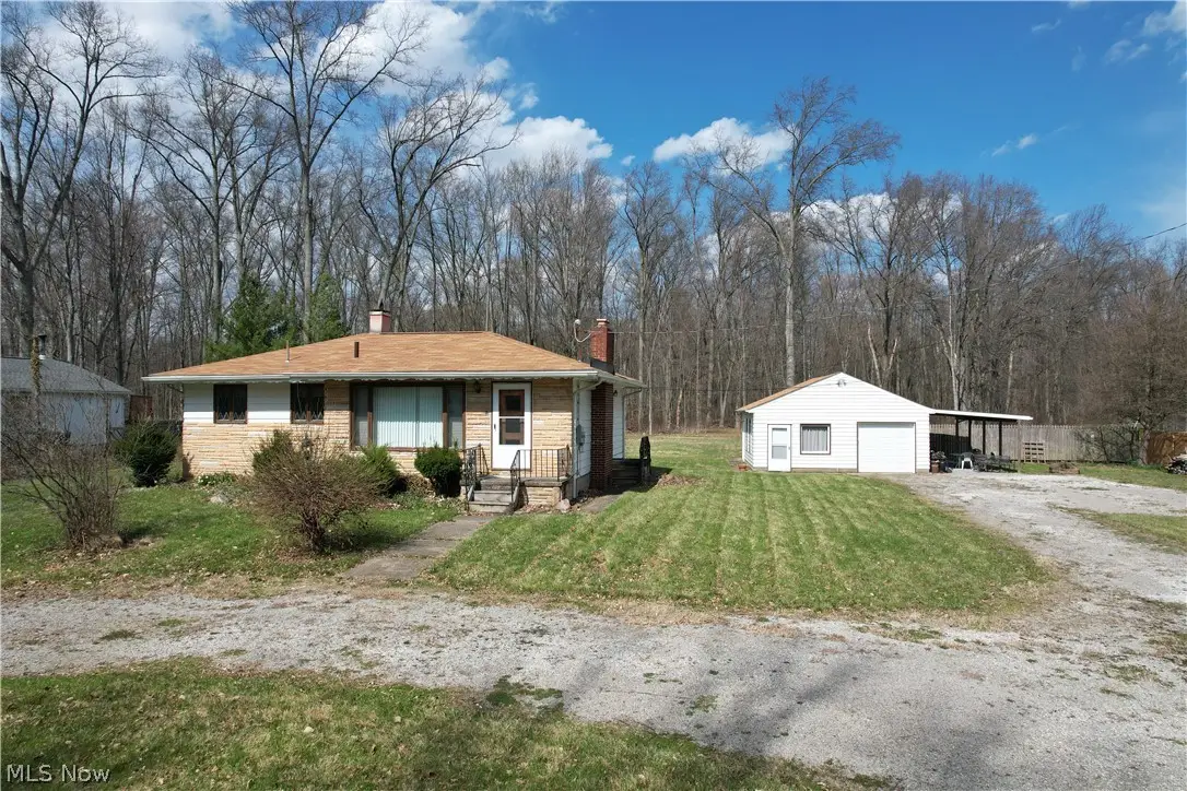 17570 Lakewood Avenue, Lake Milton, OH 44429 - #1