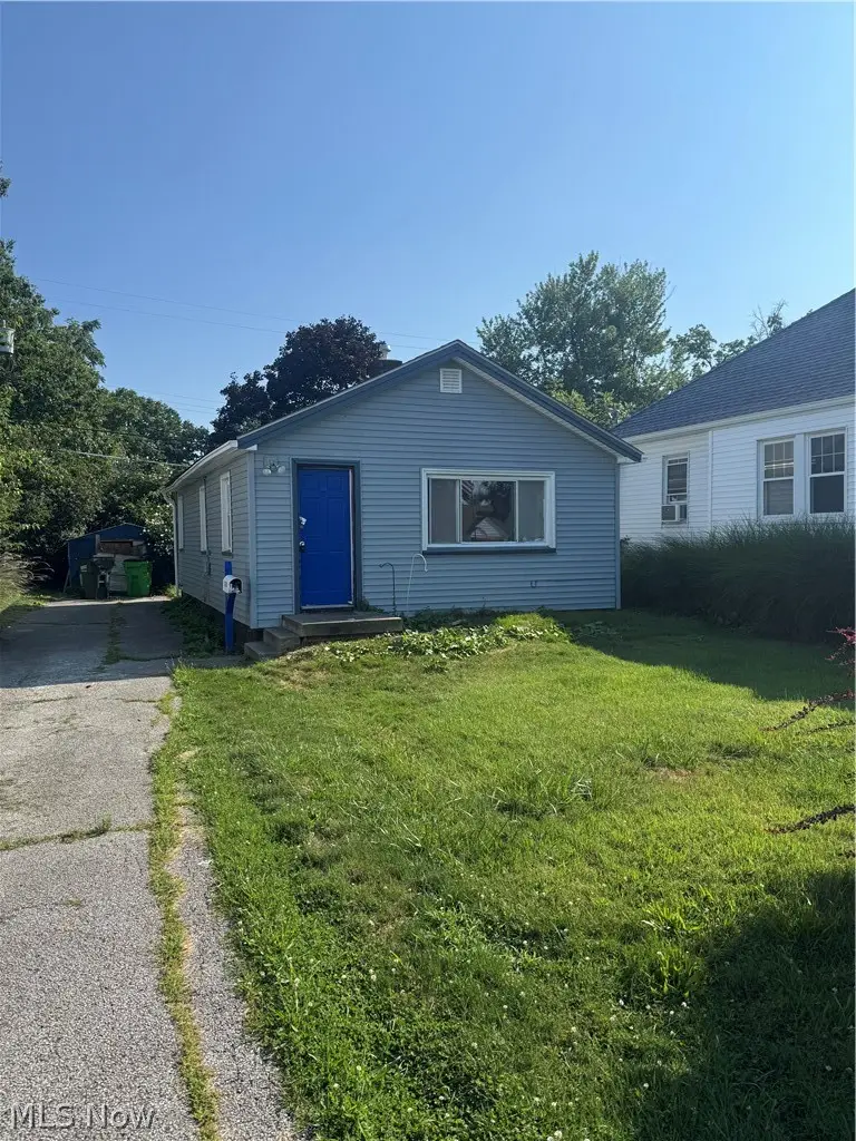 26530 Shoreview Avenue, Euclid, OH 44132 - #2