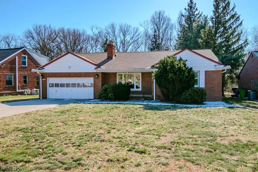 2078 Miami Road, Euclid, OH 44117 - #1