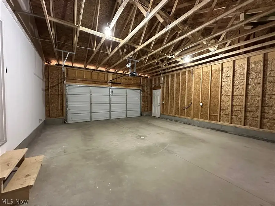 32 Maranatha Drive, Youngstown, OH 44505 - #3