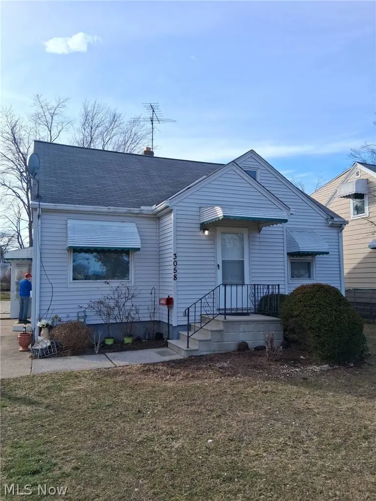 3058 Dayton Avenue, Lorain, OH 44055 - #2