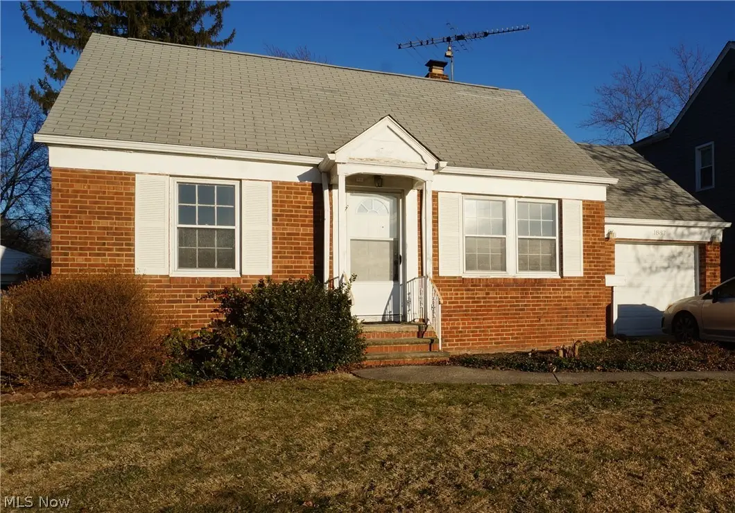 1887 Lawnway Road, South Euclid, OH 44121 - #1