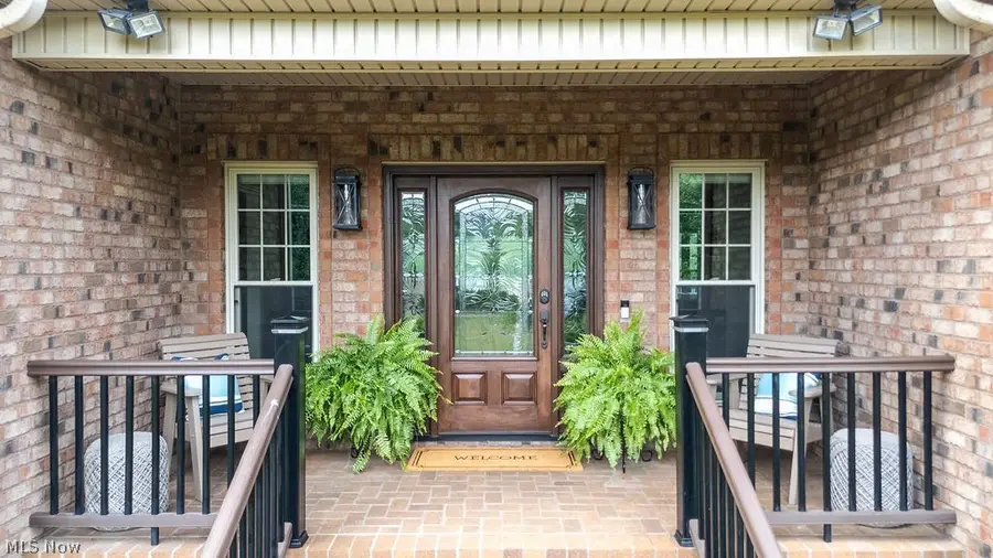 390 Powell Riverfront Road, Saint Marys, WV 26170 - #2