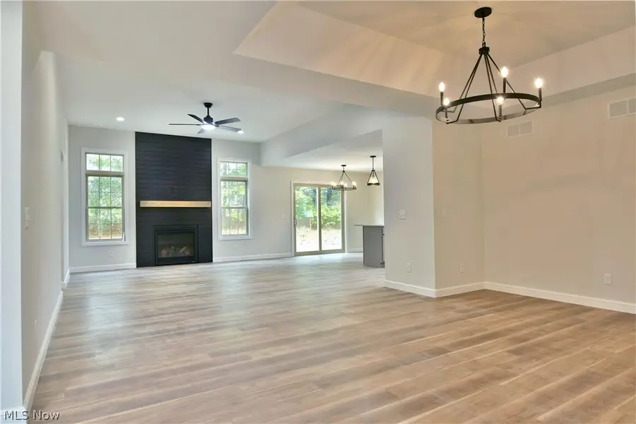 2869 Pebble Creek Court, Cortland, OH 44410 - #3