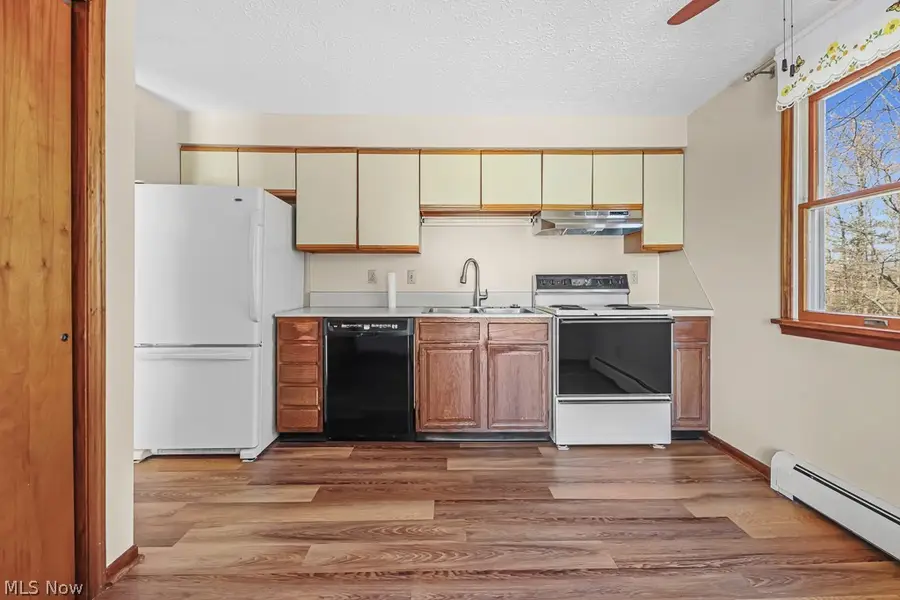 13881 Salem Church Ne Street, Paris, OH 44669 - #3