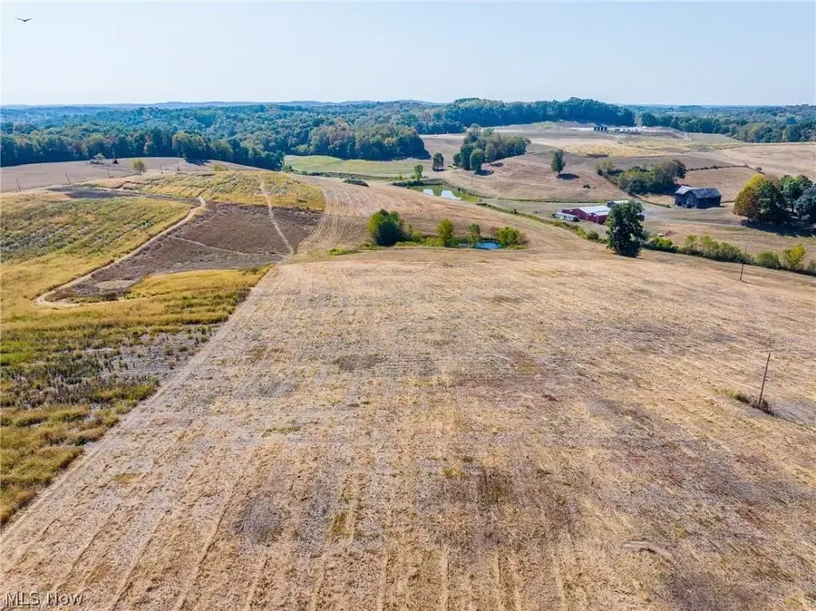 7100 Halo Nw Road, Dellroy, OH 44620 - #3