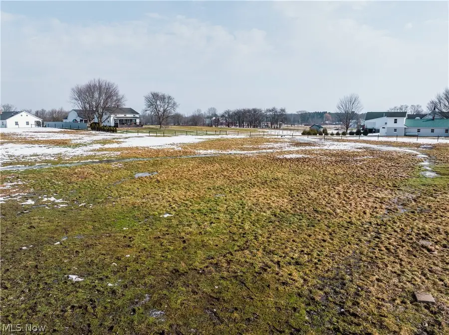 16352 Nauvoo Road, Middlefield, OH 44062 - #3