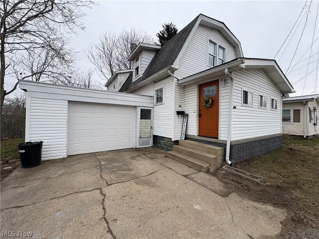 316 Bank Se Lane, New Philadelphia, OH 44663 - #1