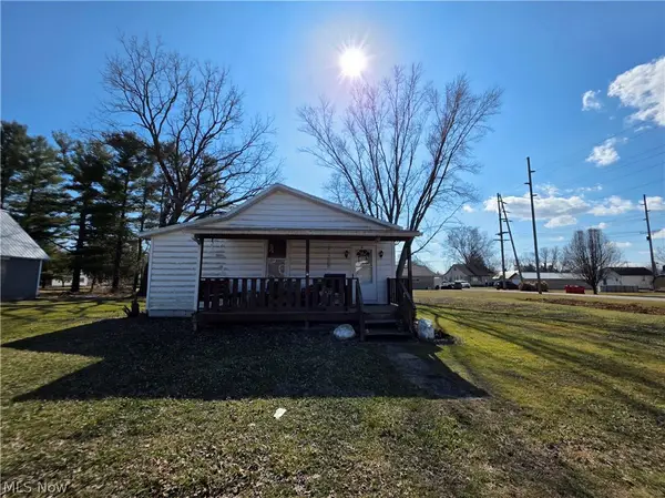 6910 Elm Street, East Fultonham, OH 43735