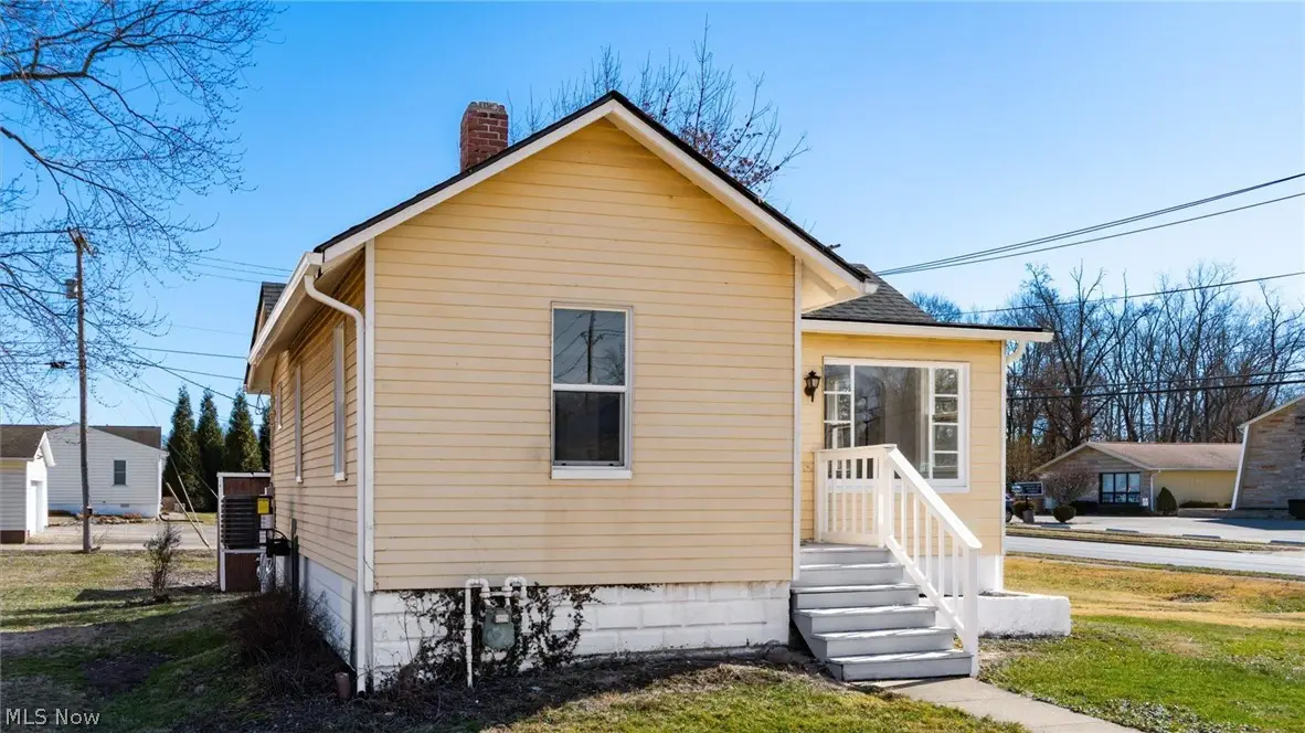 2410 Marion Avenue, Zanesville, OH 43701 - #1