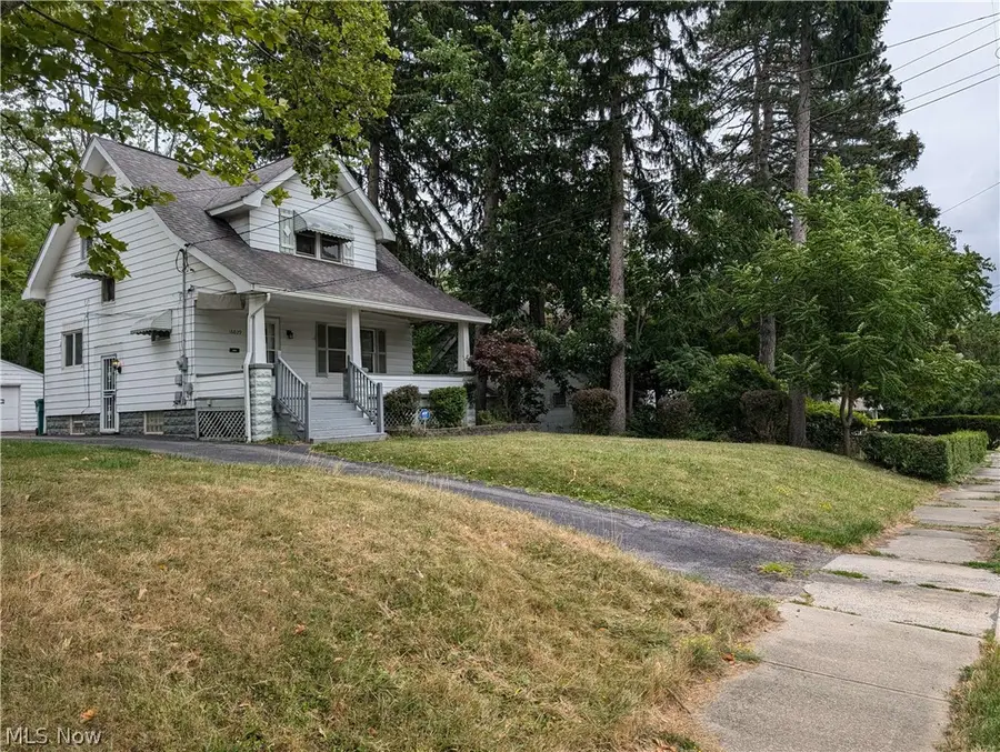 16029 Friend Avenue, Maple Heights, OH 44137 - #2