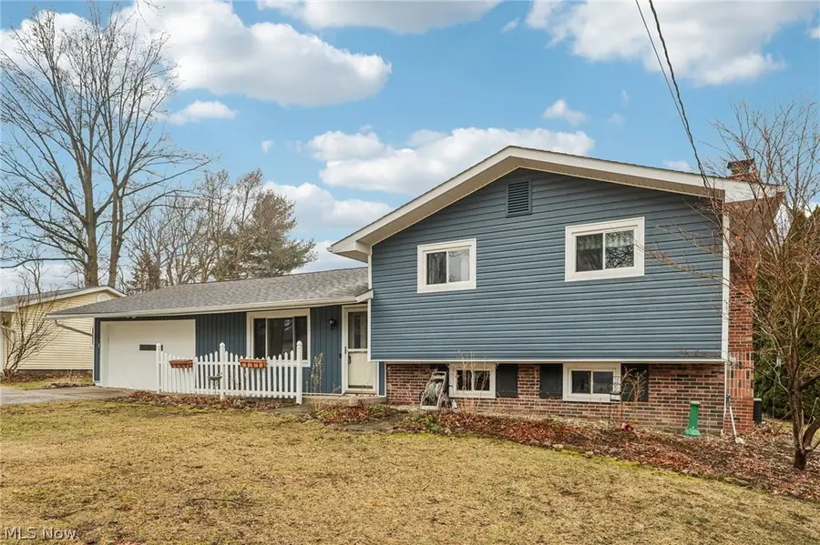 140 Parkhall Drive, Painesville, OH 44077 - #3