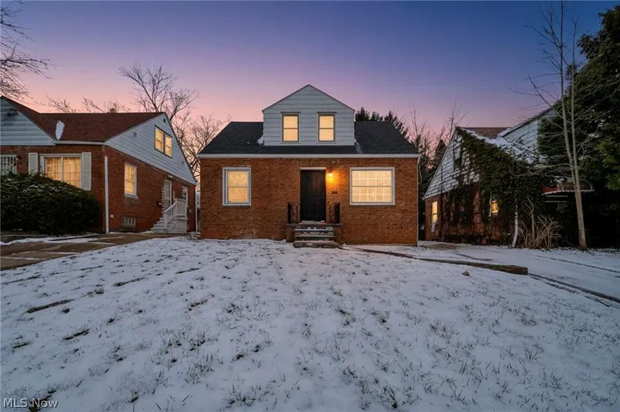 4137 E 154th Street, Cleveland, OH 44128 - #3